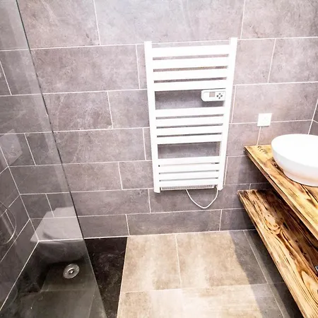 Au Canal Du Midi - Au Coeur De La *