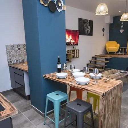 Au Canal Du Midi - Au Coeur De La Carcassonne