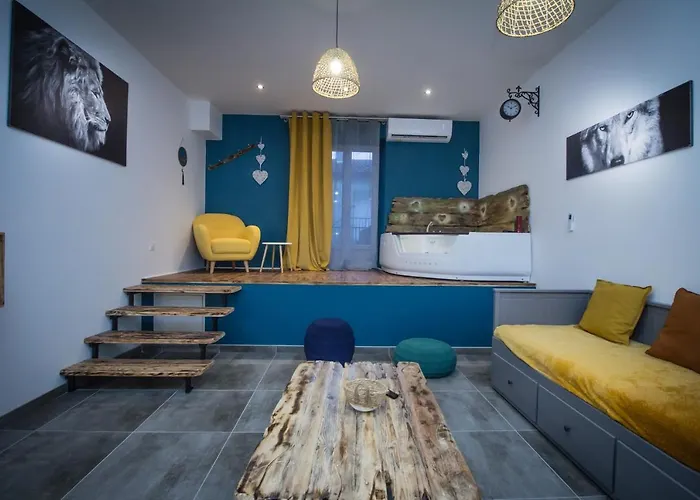 Au Canal Du Midi - Au Coeur De La * Carcassonne