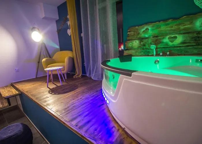 Au Canal Du Midi - Au Coeur De La Apartment