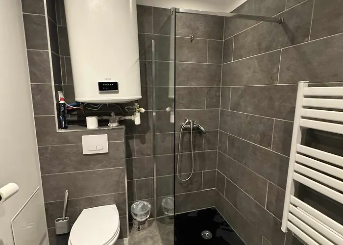 Au Canal Du Midi - Au Coeur De La *